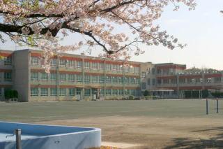 Primary school. 890m to Nagoya Municipal Murakumo Elementary School
