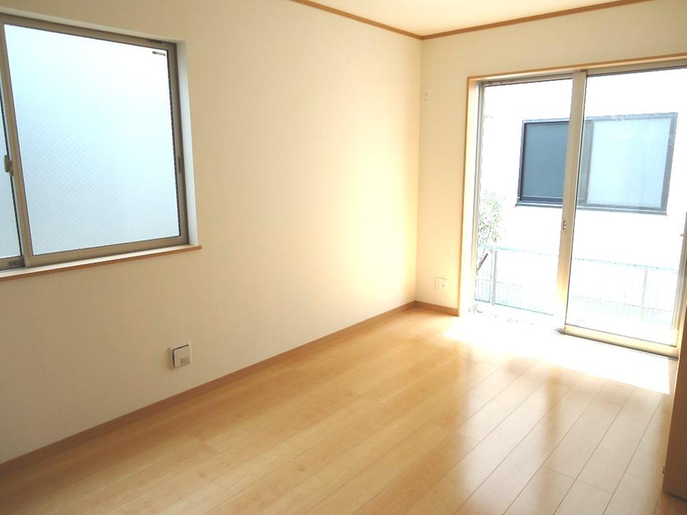 Other introspection. Room (August 2013) Shooting