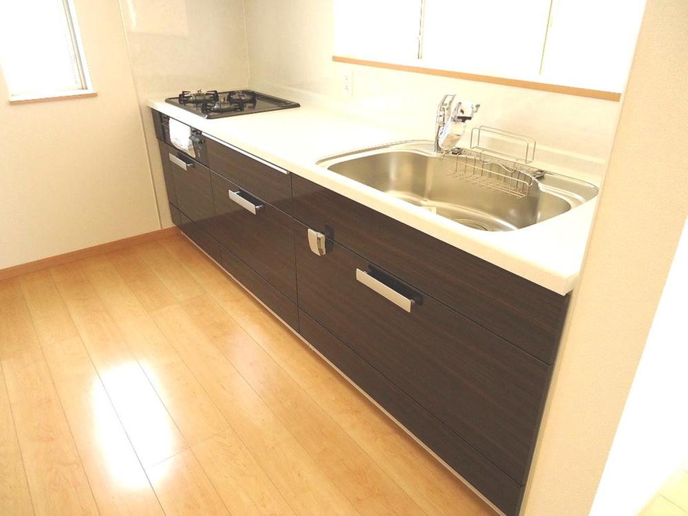 Kitchen. Room (August 2013) Shooting