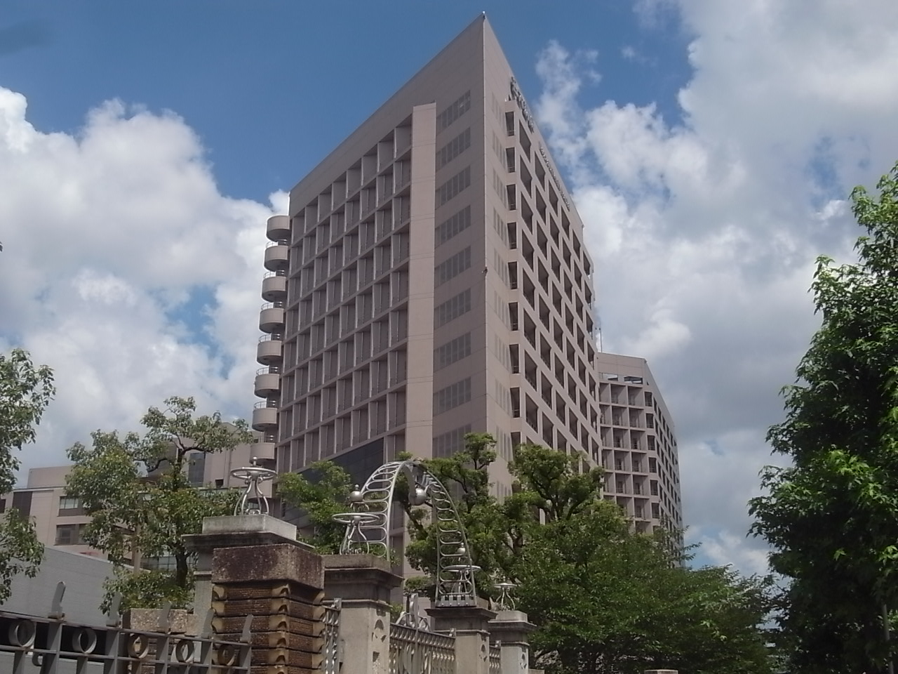 Hospital. Nagoya City University 1300m to the hospital (General Hospital) (hospital)