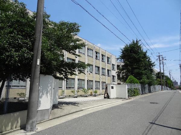 Junior high school. 1200m to Nagoya City Tachikawa name junior high school