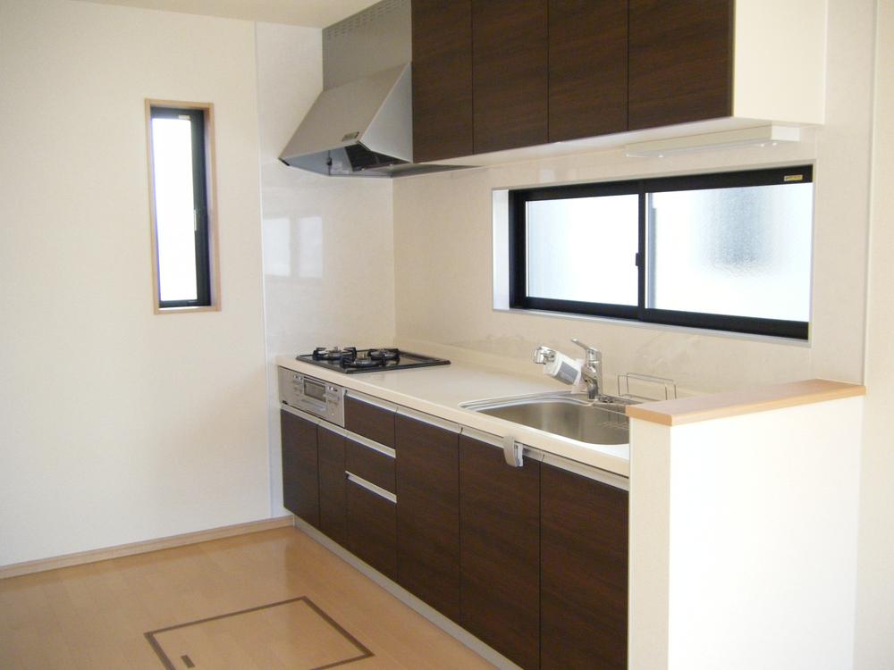 Same specifications photo (kitchen). Example of construction kitchen