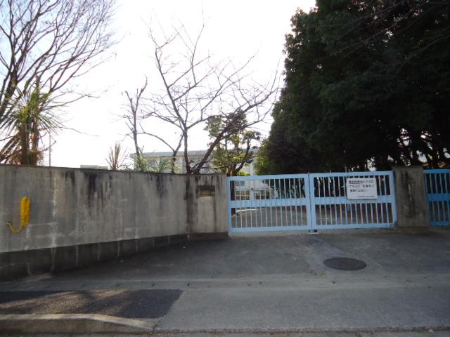 Other. Shimada Elementary School (1130m)