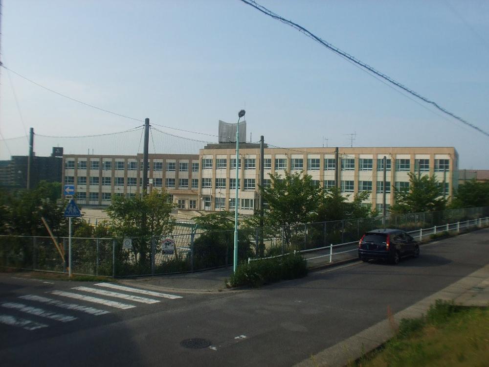 Primary school. 1500m to Ueda North Elementary School