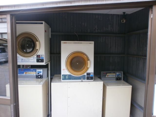 Other common areas. Coin-operated laundry rooms! 