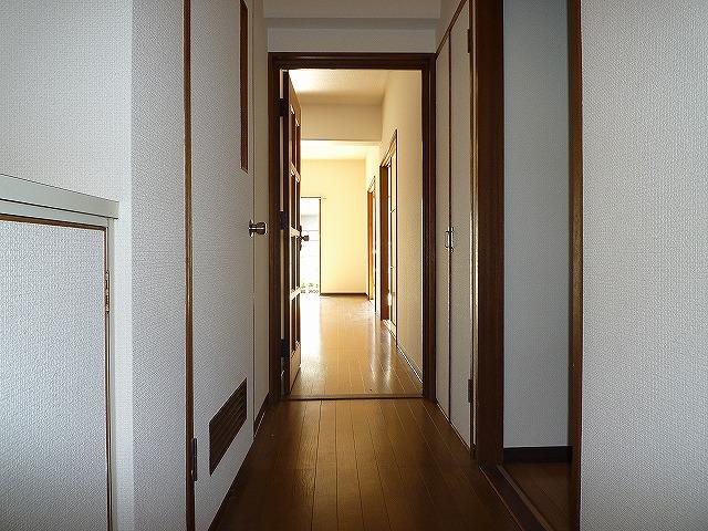 Entrance. Hallway from the front door