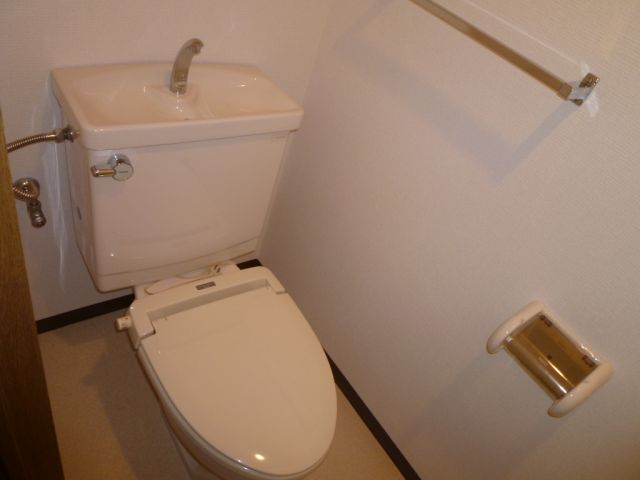 Toilet