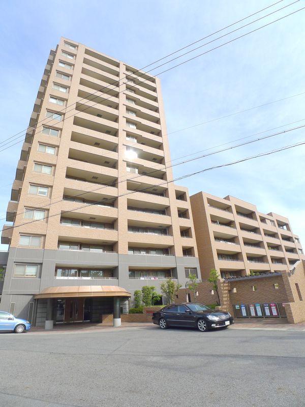 Local appearance photo. Local (11 May 2013) Shooting