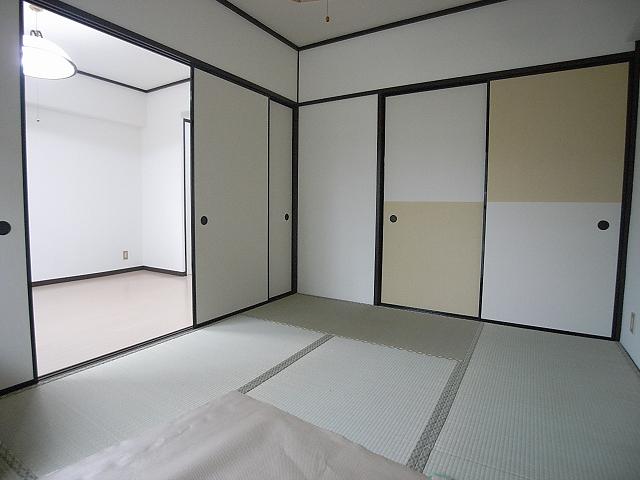 Living and room. It is a Japanese-style room of stylish design
