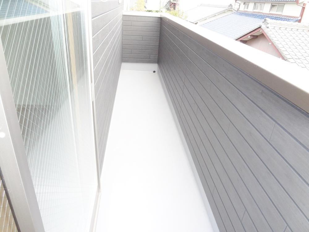 Balcony. Indoor (11 May 2013) Shooting