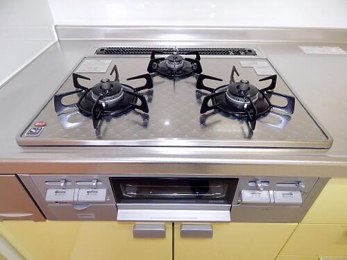 Kitchen. Stove