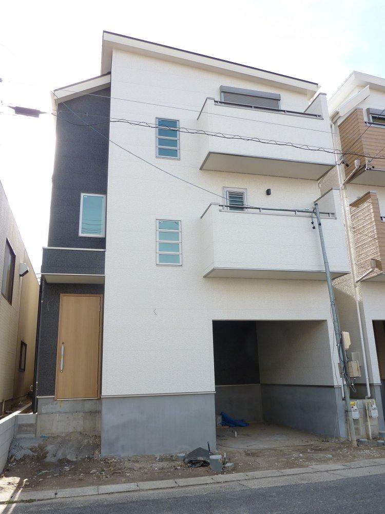 Local appearance photo. A Building (December 2013) Shooting