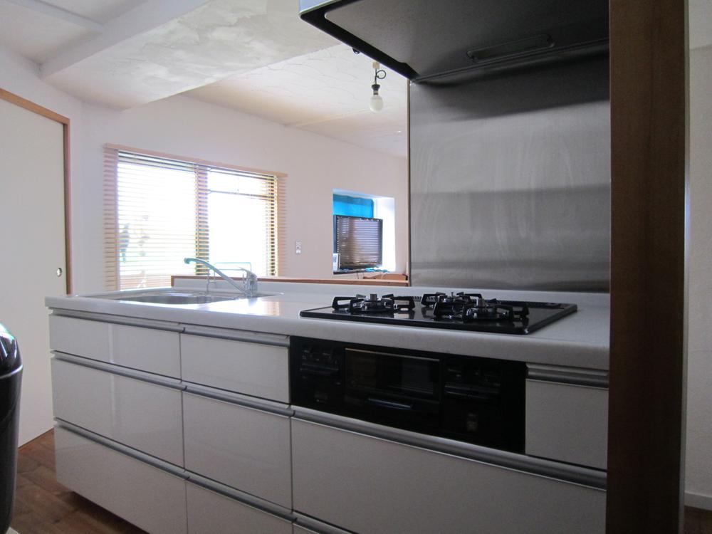 Kitchen. Indoor (July 2013) Shooting