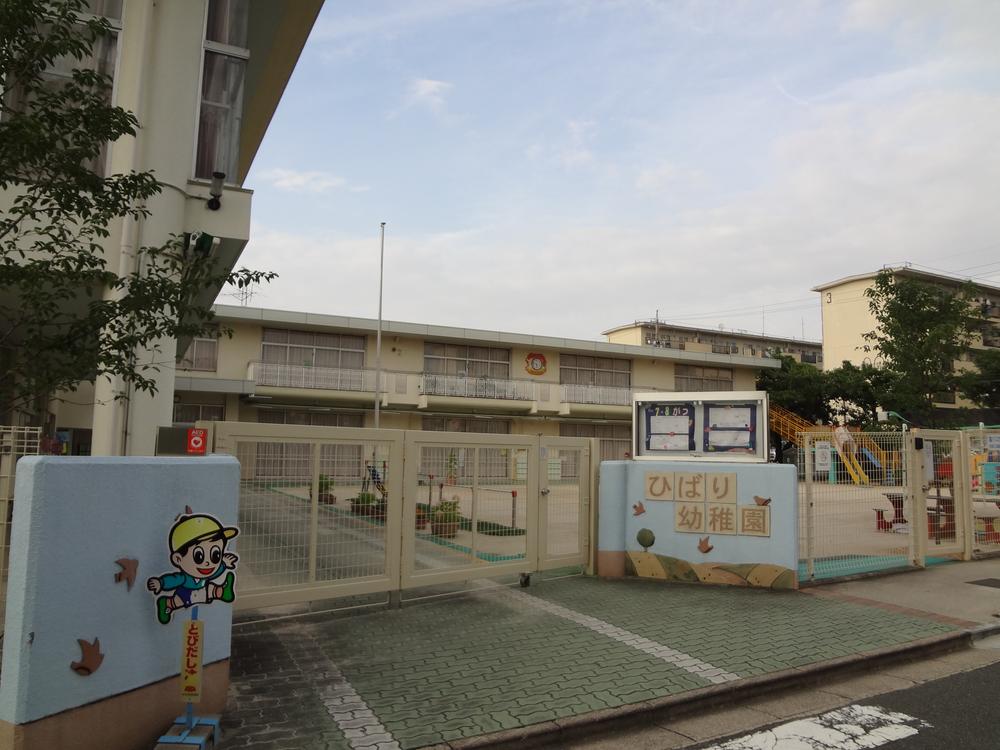 kindergarten ・ Nursery. Lark to kindergarten 674m