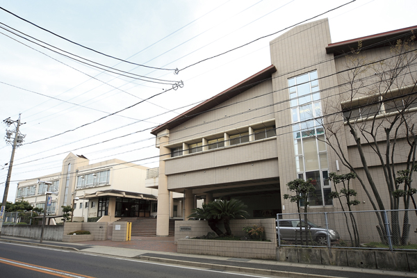 Surrounding environment. Nagoya Tachihara junior high school (a 3-minute walk ・ About 240m)