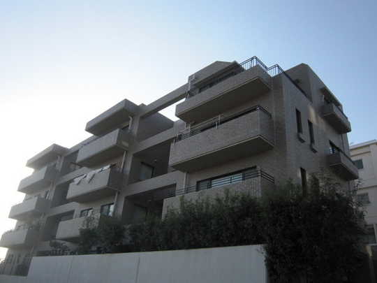 Local appearance photo