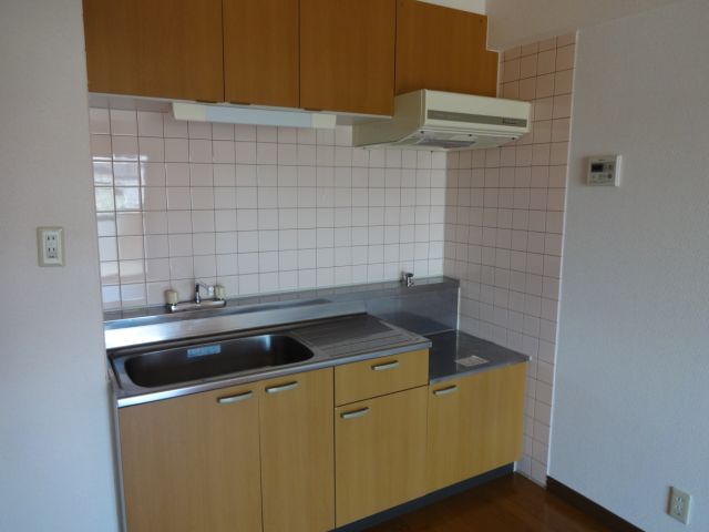 Kitchen. Gas stove is can be installed in the kitchen