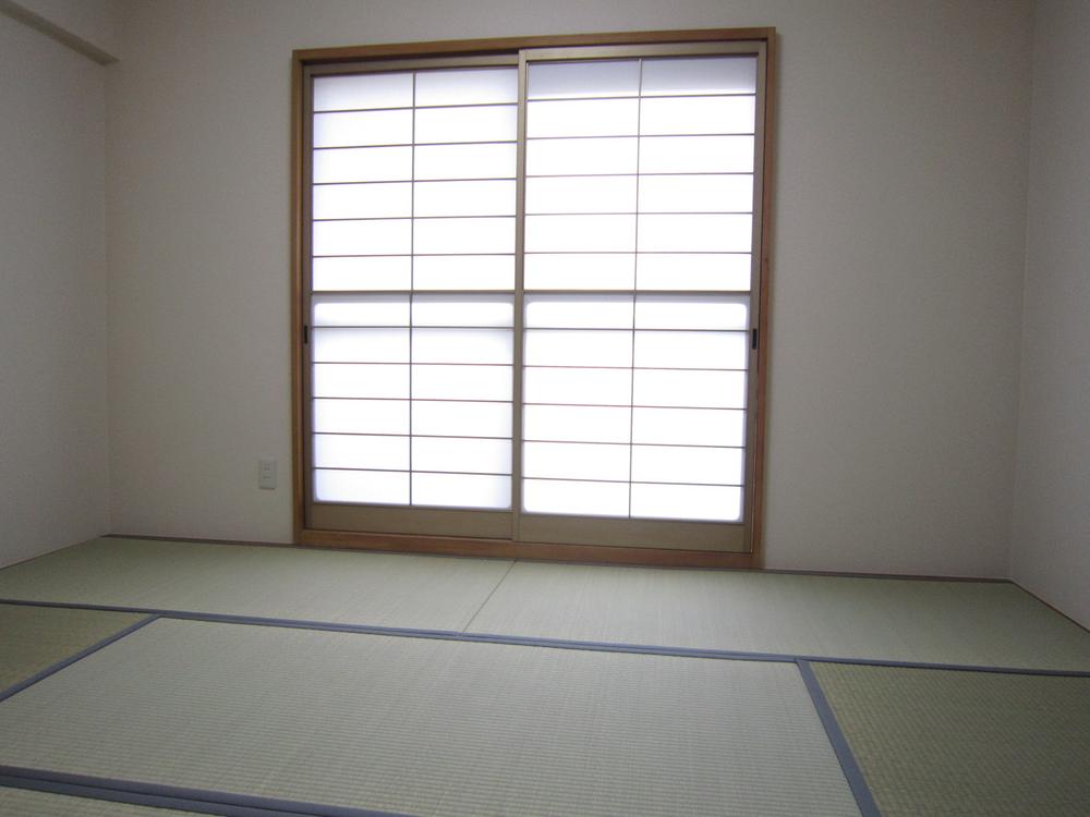 Non-living room. Indoor (July 2013) Shooting