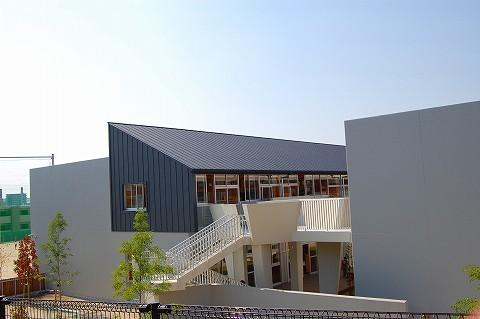 Primary school. Uedahigashi until elementary school 960m