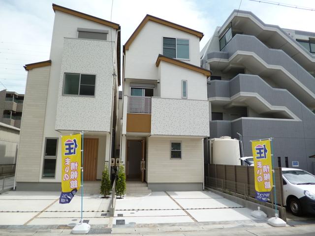 Local appearance photo. Right A Building 2013 June 17 shooting