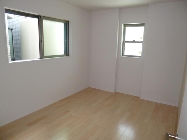Non-living room. A Western-style Building 2013 June 18 shooting