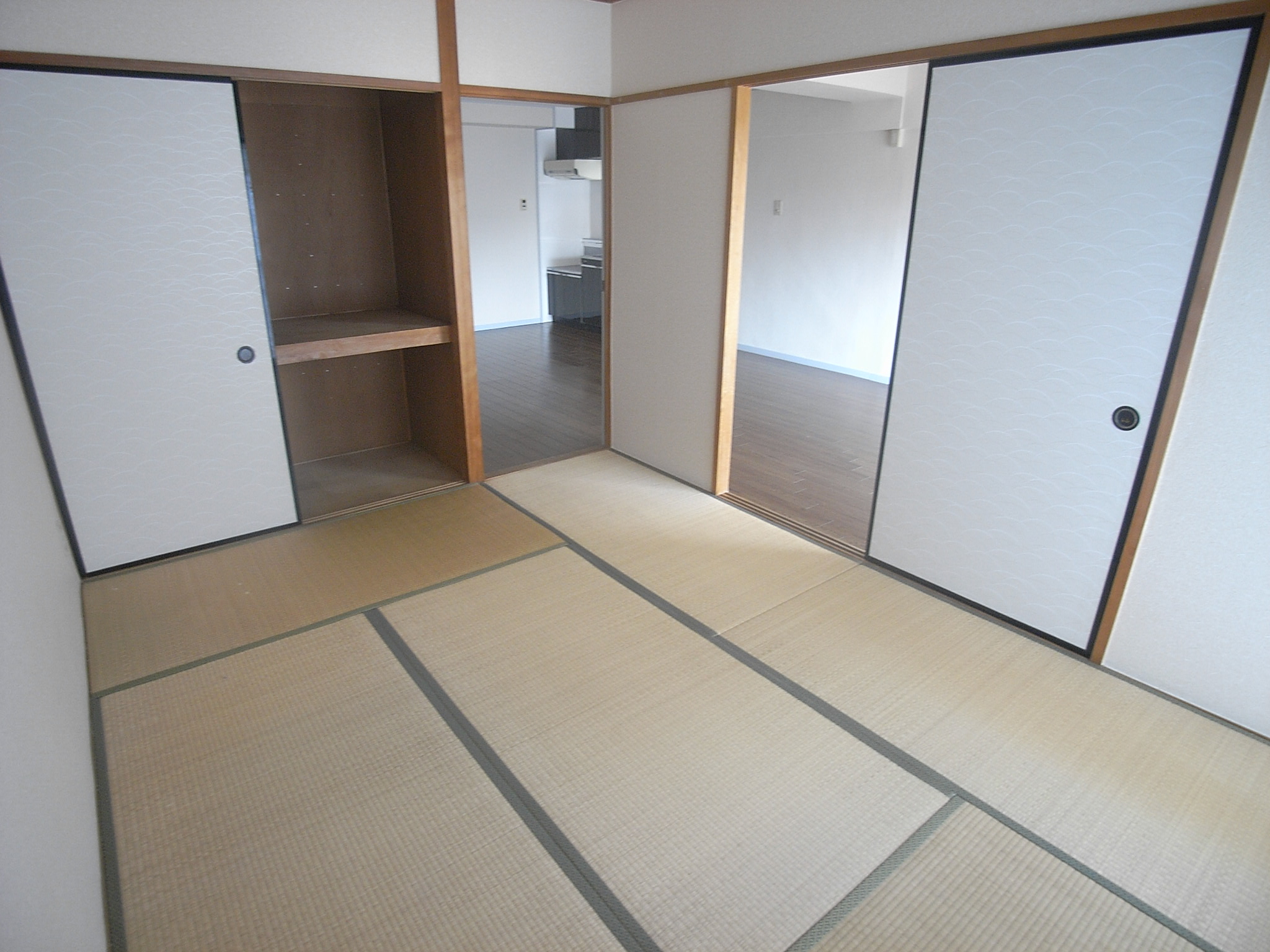 Other room space. After allese-style room if Japanese