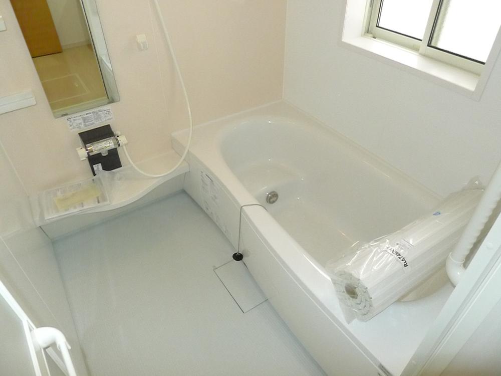 Same specifications photo (bathroom). Example of construction