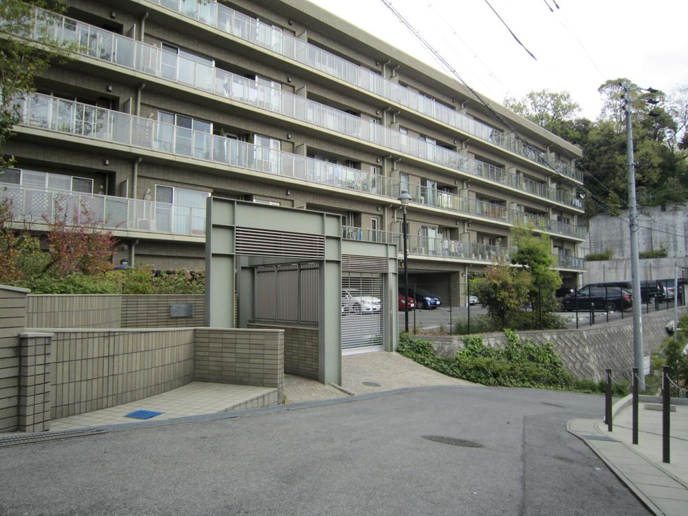 Local appearance photo. Local (April 2013) Shooting