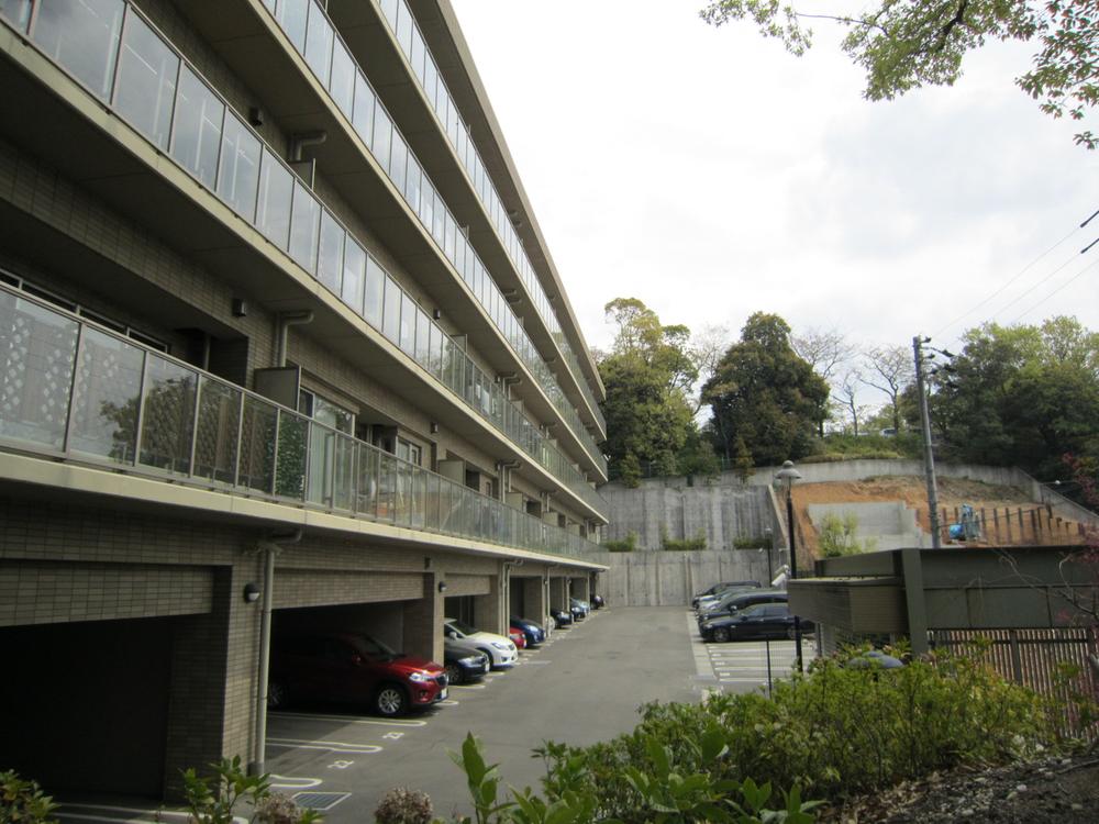 Local appearance photo. Local (April 2013) Shooting