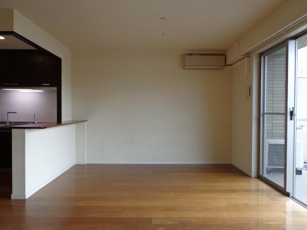 Living. living ・ Dining (April 2013) Shooting