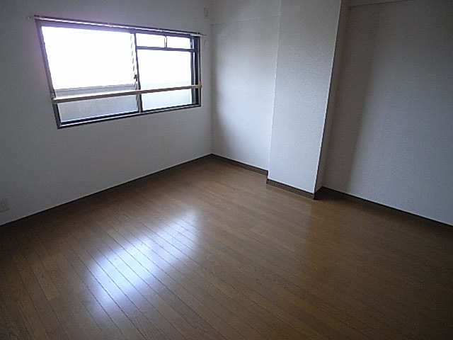 Other room space. North Interoceanic You can put air conditioning outdoor unit