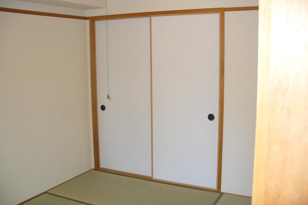 Non-living room.  ■ Tatami mat replacement ・ Beautiful Japanese-style room, which was FusumaChokawa