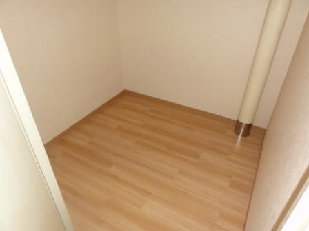 Other local. Indoor (March 2012) shooting