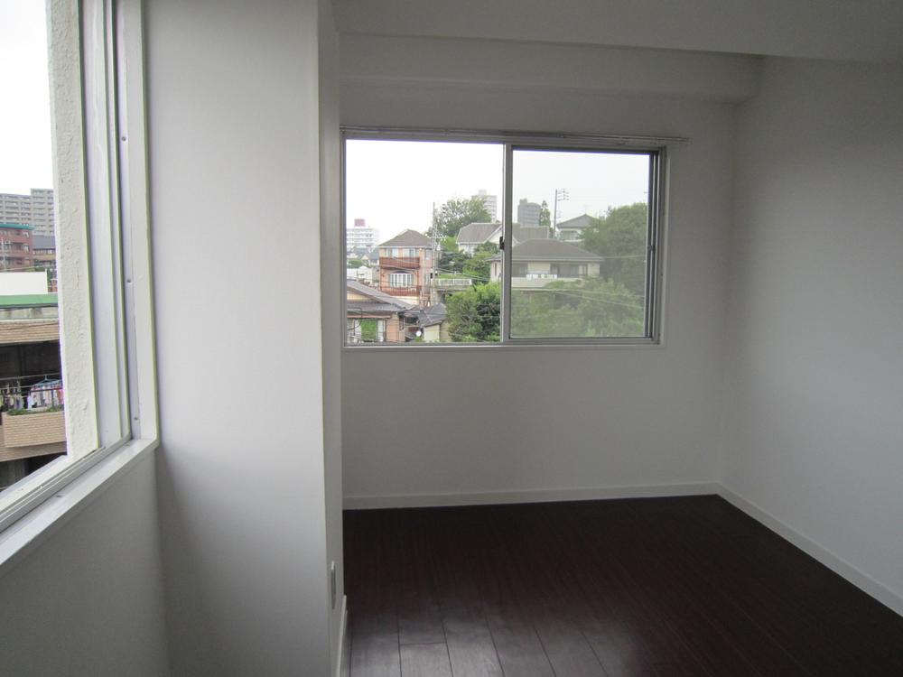 Non-living room. Indoor (July 2013) Shooting