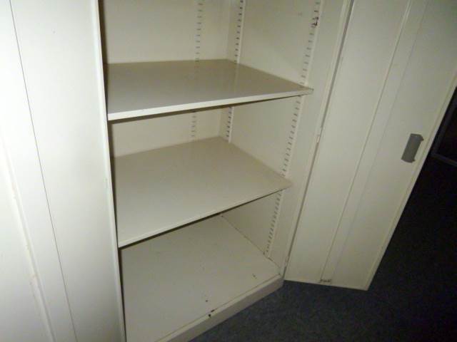 Receipt. Storage lockers