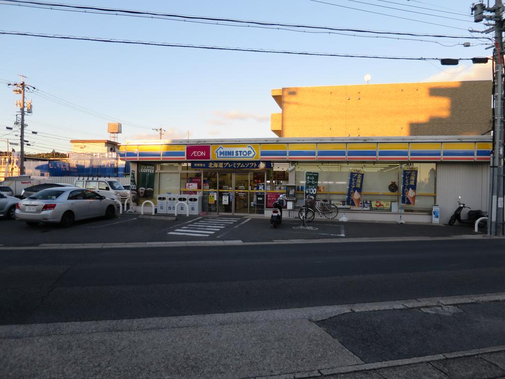 Convenience store. MINISTOP Tempaku alder shop About 300m