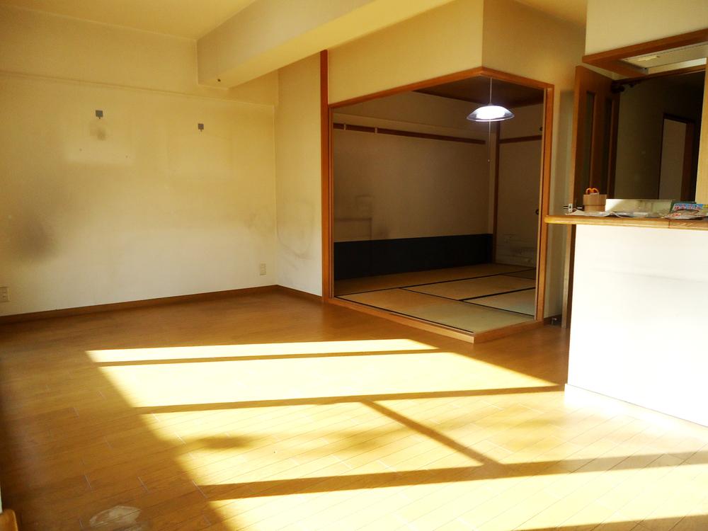 Living. Indoor (12 May 2013) Shooting