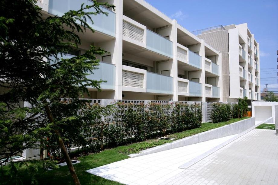 Local appearance photo