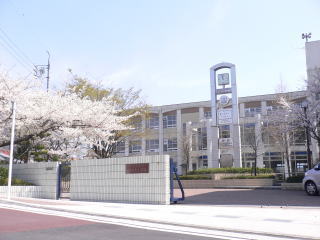 Primary school. 302m to Nagoya Municipal Uedaminami elementary school (elementary school)