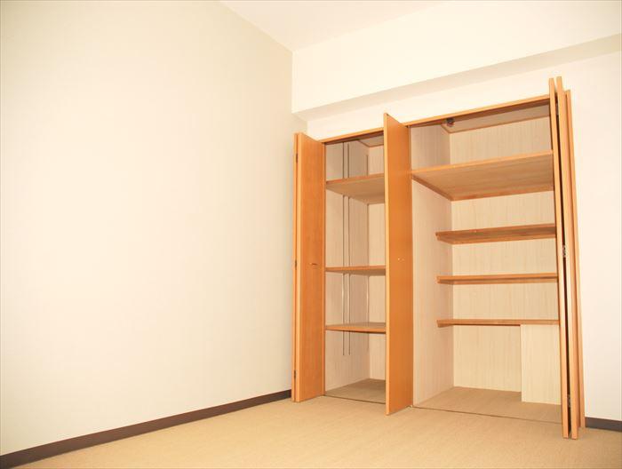 Receipt. Claw set with depth