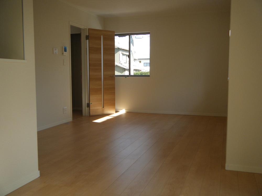 Living. 1 Building