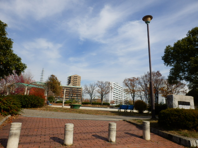 park. 143m until Shimada Park (park)