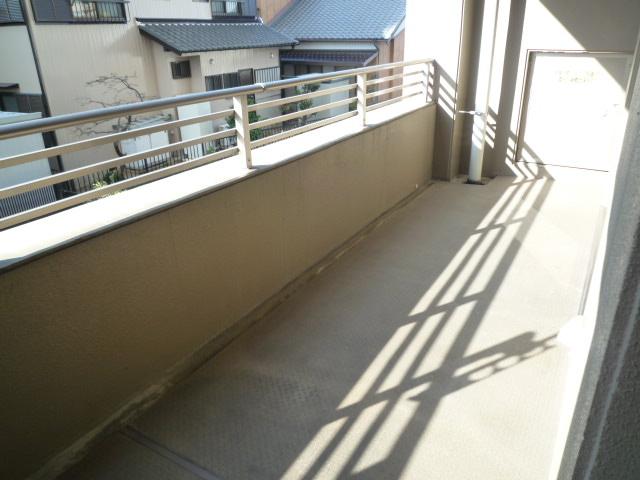 Balcony. Local (11 May 2013) Shooting