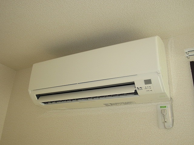 Other Equipment. Air conditioning (living ・ Western-style → a total of two)