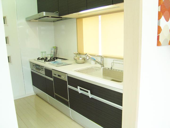 exhibition hall / Showroom. The latest system kitchen Yes on display ☆ Please refer to! !