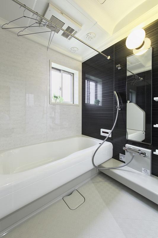 Bathroom. (No.1) indoor (10 May 2013) Shooting