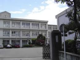 Primary school. 470m until Nishio Municipal Hananoki Elementary School
