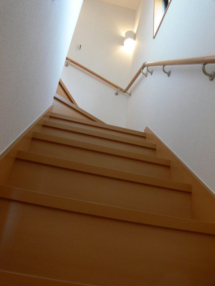 Other introspection. Detached unique stairs, It might be a little status. Private space can be firmly secured. 