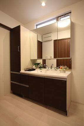 Wash basin, toilet. Spacious vanity and side cabinet storage of wide 1200mm. Your cosmetics and toiletries such as the neat storage.