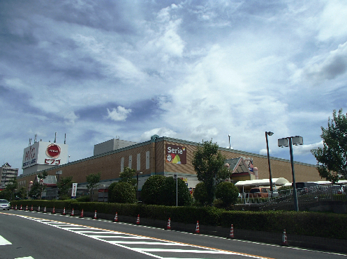 Shopping centre. MIO Kaguyama 2224m shopping to the center (shopping center)